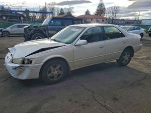 Toyota Camry CE 3.0L 6 1998
