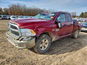 RAM 1500 ST 5.7L 8 2015