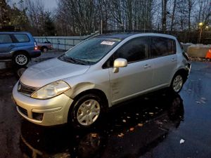 Nissan Versa S 1.8L 4 2012