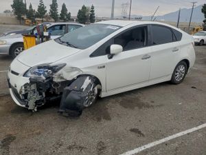 Toyota Prius 1.8L 4 2015