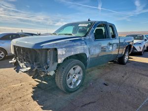 Chevrolet Silverado 1500 C1500 LT 5.3L 8 2011