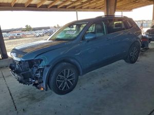 Volkswagen Tiguan SE 2.0L 4 2019
