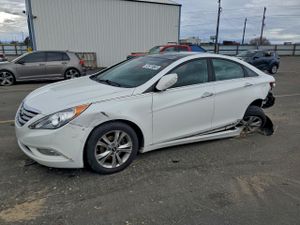 Hyundai Sonata SE 2.4L 4 2012