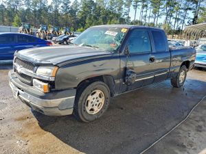 Chevrolet Silverado 1500 C1500 4.8L 8 2003