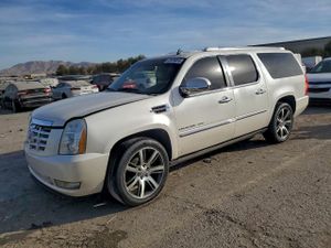 Cadillac Escalade ESV PREMIUM 6.2L 8 2011