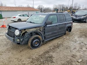 Jeep Patriot LATITUDE 2.0L 4 2015