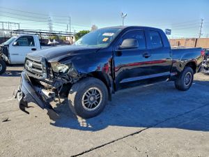 Toyota Tundra DOUBLE CAB SR5 5.7L 8 2013