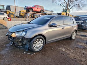 Volkswagen Golf 2.5L 5 2010