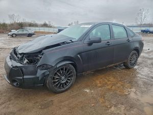 Ford Focus SES 2.0L 4 2010