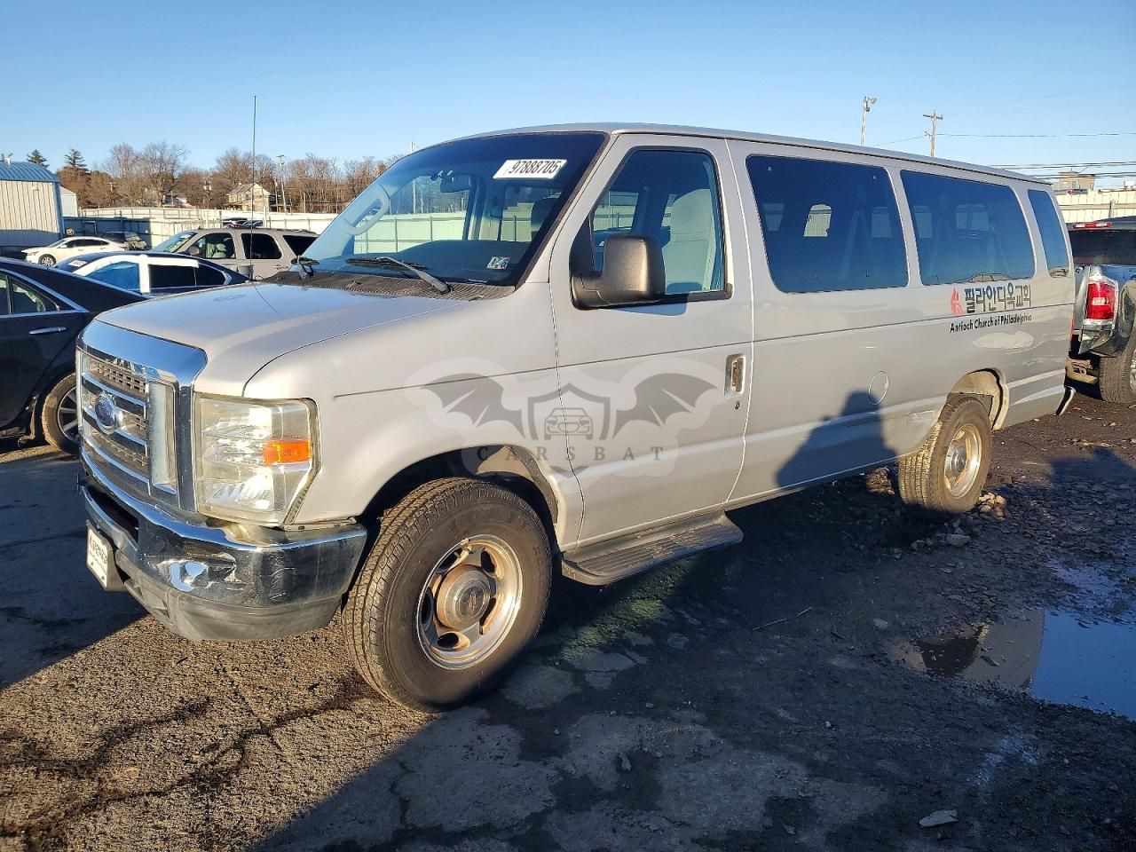 Ford Econoline E350 SUPER DUTY WAGON 5.4L 8 2010
