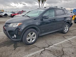 Toyota Rav4 XLE 2.5L 4 2013