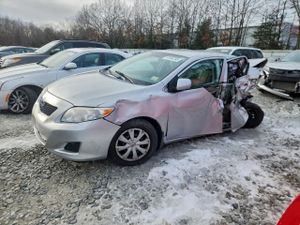 Toyota Corolla BASE 1.8L 4 2010