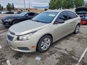Chevrolet Cruze LS 1.8L 4 2014
