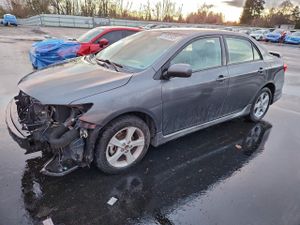 Toyota Corolla BASE 1.8L 4 2011