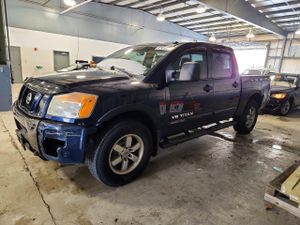 Nissan Titan S 5.6L 8 2012