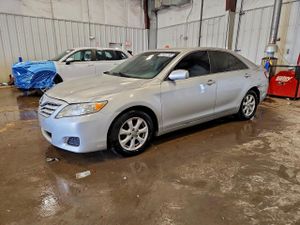 Toyota Camry BASE 2.5L 4 2010