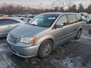 Chrysler Town & Country TOURING L 3.6L 6 2013