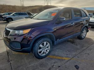 Kia Sorento LX 2.4L 4 2013