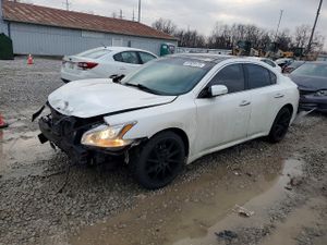 Nissan Maxima S 3.5L 6 2010