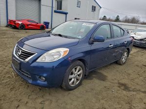 Nissan Versa S 1.6L 4 2013