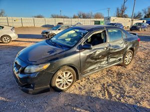 Toyota Corolla BASE 1.8L 4 2010