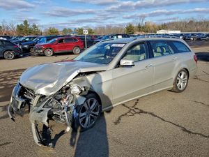 Mercedes-Benz E 350 4MATIC WAGON 3.5L 6 2011