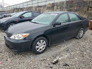 Toyota Camry LE 2.4L 4 2004