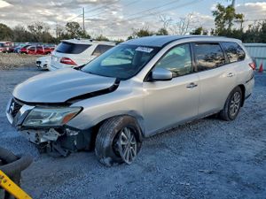 Nissan Pathfinder S 3.5L 6 2015