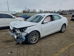 Chevrolet Malibu 1LT 2.5L 4 2015