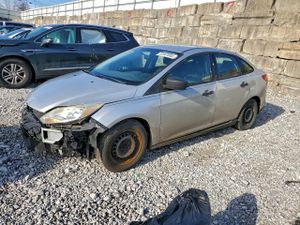 Ford Focus S 2.0L 4 2013