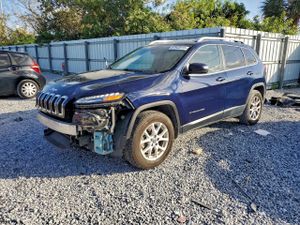 Jeep Cherokee LATITUDE 2.4L 4 2015