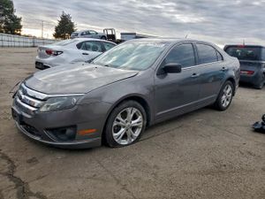 Ford Fusion SE 2.5L 4 2012