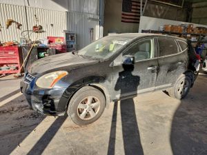 Nissan Rogue S 2.5L 4 2013
