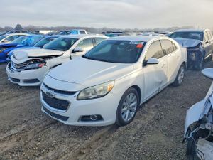 Chevrolet Malibu 2LT 2.5L 4 2015