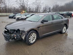 Ford Taurus SE 3.5L 6 2015