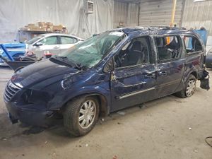 Chrysler Town & Country TOURING 3.8L 6 2005