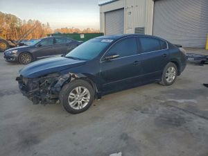 Nissan Altima BASE 2.5L 4 2010