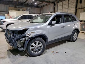 Kia Sorento LX 2.4L 4 2013