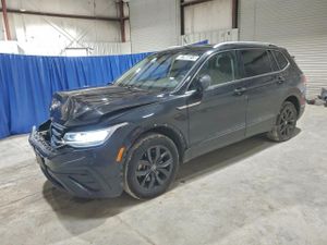 Volkswagen Tiguan SE 2.0L 4 2024