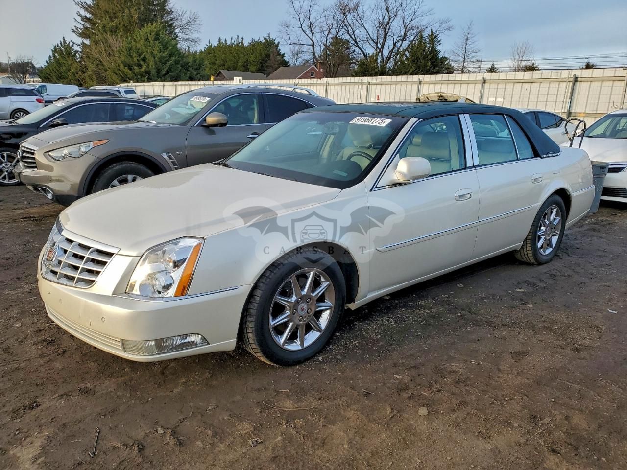 Cadillac DTS LUXURY COLLECTION 4.6L 8 2011