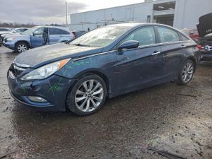 Hyundai Sonata SE 2.0L 4 2013