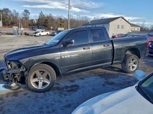 Dodge RAM 5.7L 8 2011