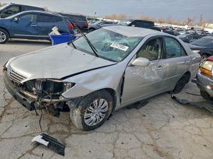 Toyota Camry LE 2.4L 4 2005