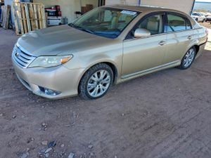 Toyota Avalon BASE 3.5L 6 2011
