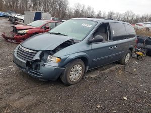 Chrysler Town & Country LX 3.3L 6 2006