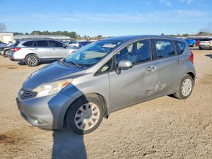 Nissan Versa S 1.6L 4 2014