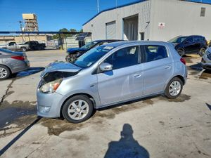 Mitsubishi Mirage ES 1.2L 3 2015