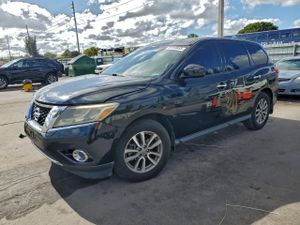 Nissan Pathfinder S 3.5L 6 2015