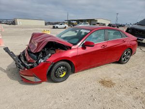 Hyundai Elantra SEL 2.0L 4 2022