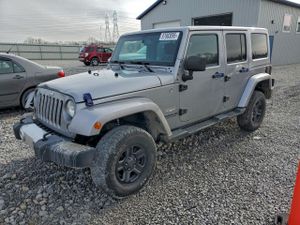 Jeep Wrangler SAHARA 3.6L 6 2015